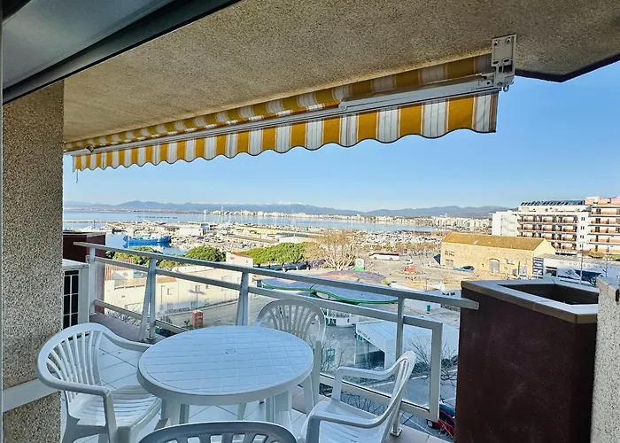2059 Rocmar 7 4-C, Excelente Situacion Frente Al Puerto Pesquero Y Con Vista A La Bahia. Gran Terraza. - Es-258-5